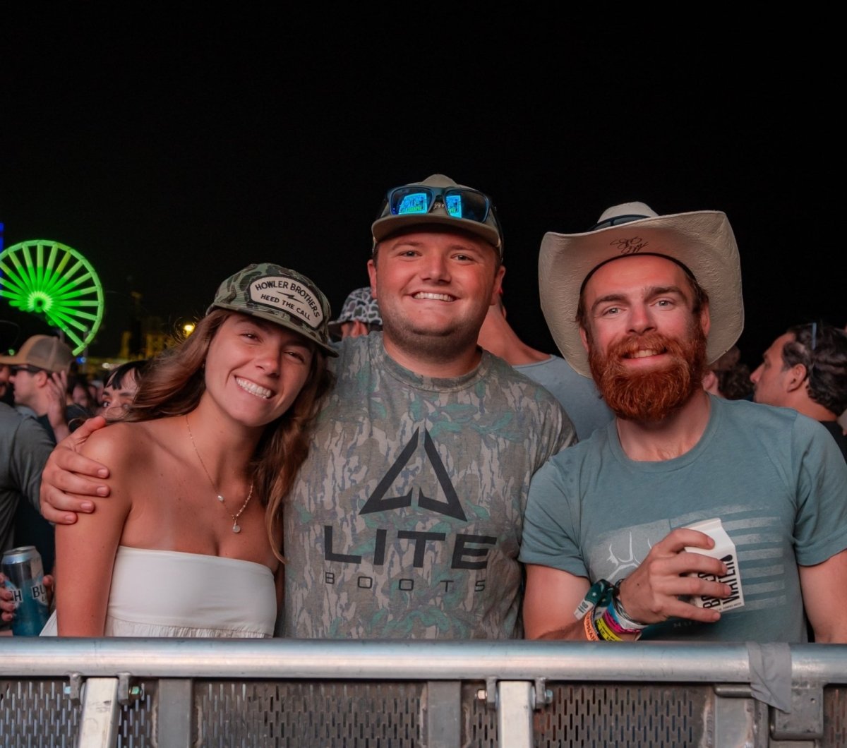 Country Calling Crowd at Country Calling